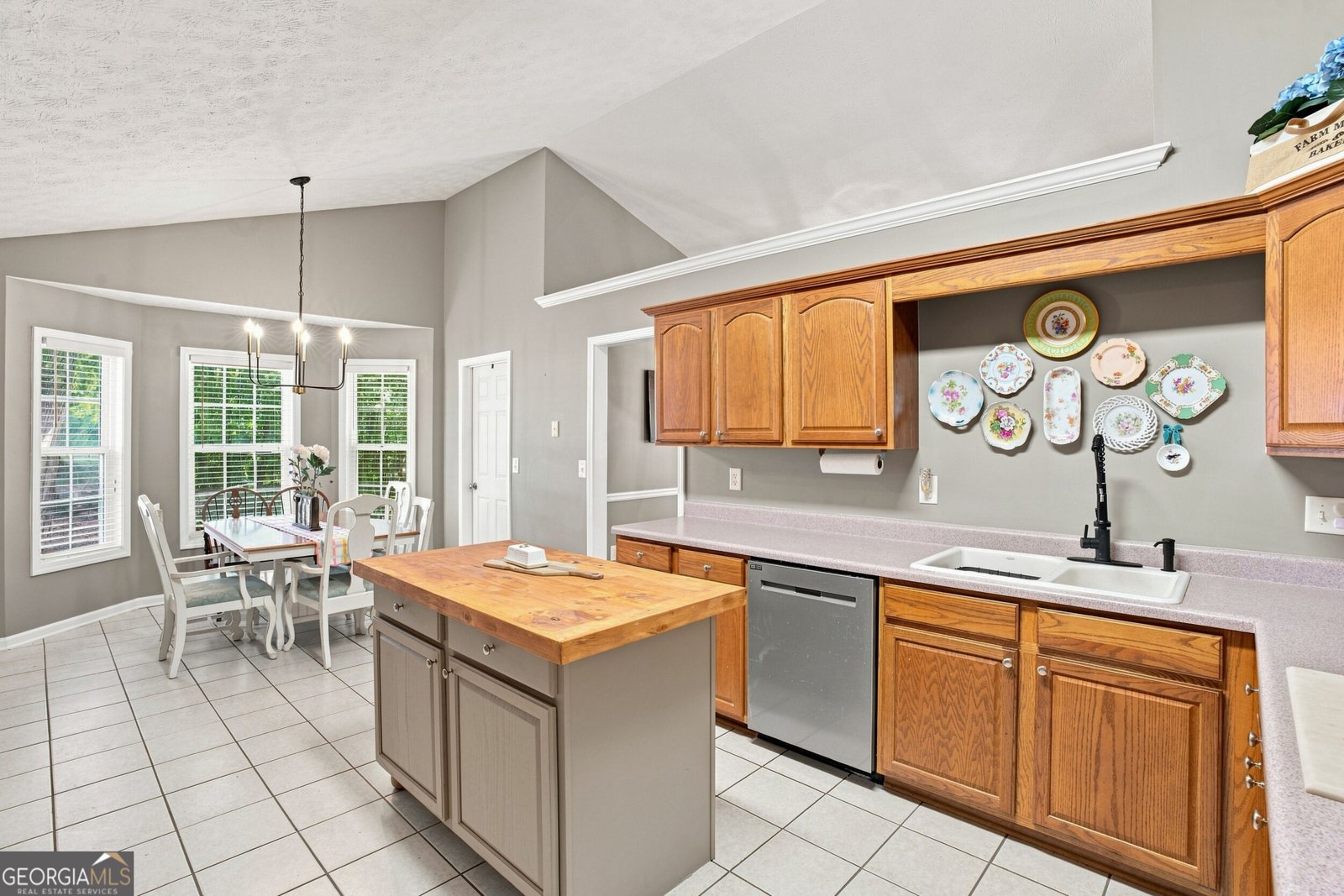 1611 Lake View Court Loganville - Photo 25