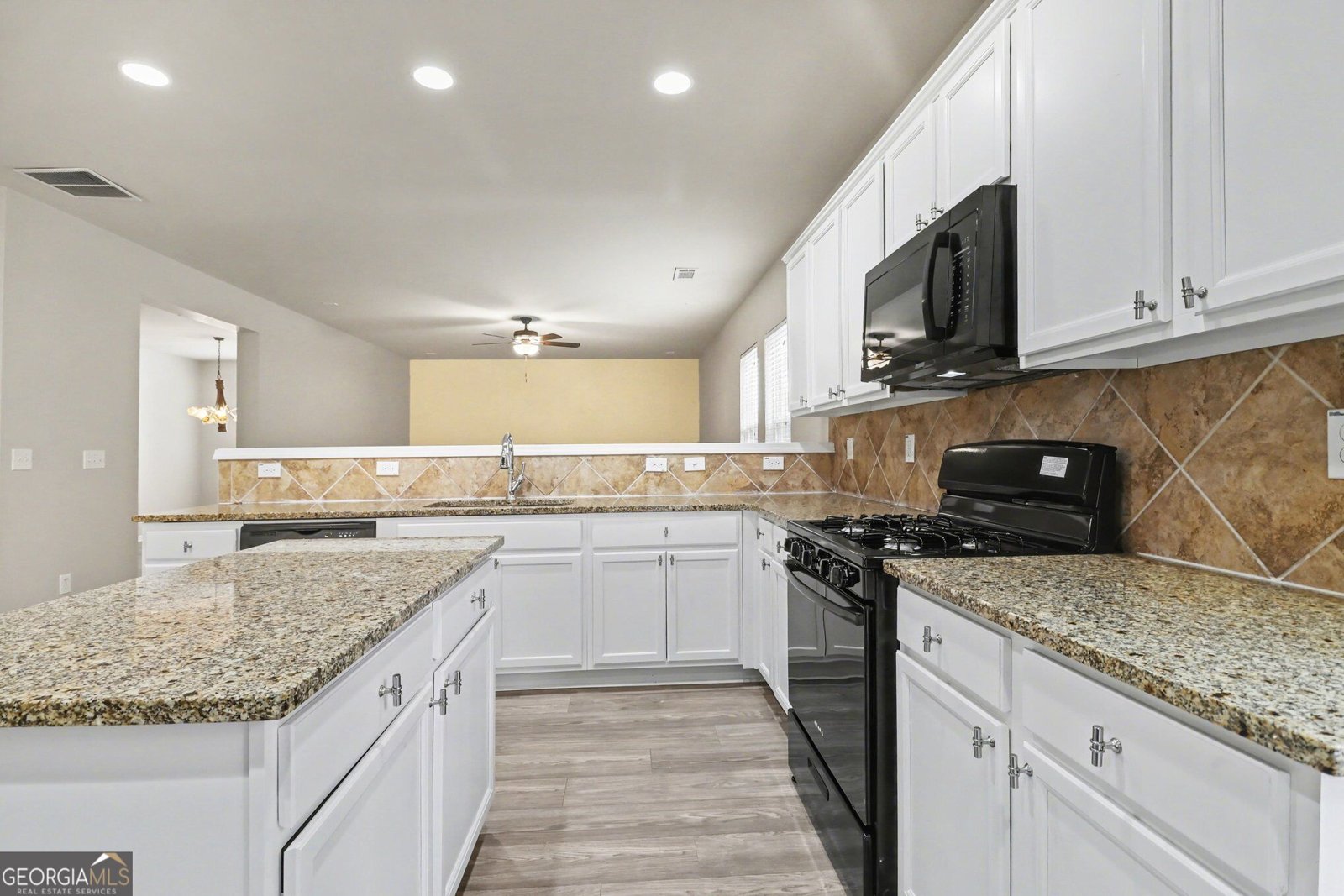 6858 Pierless Avenue Sugar Hill - Photo 9