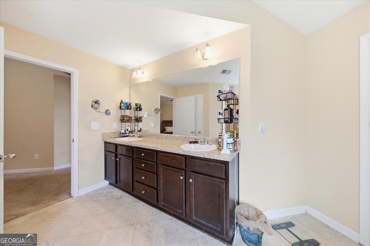 1126 Paramount Drive McDonough - Photo 38