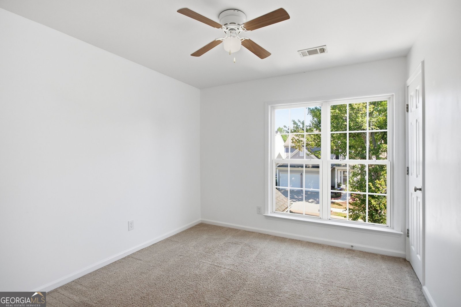 313 Balaban Circle Woodstock - Photo 13