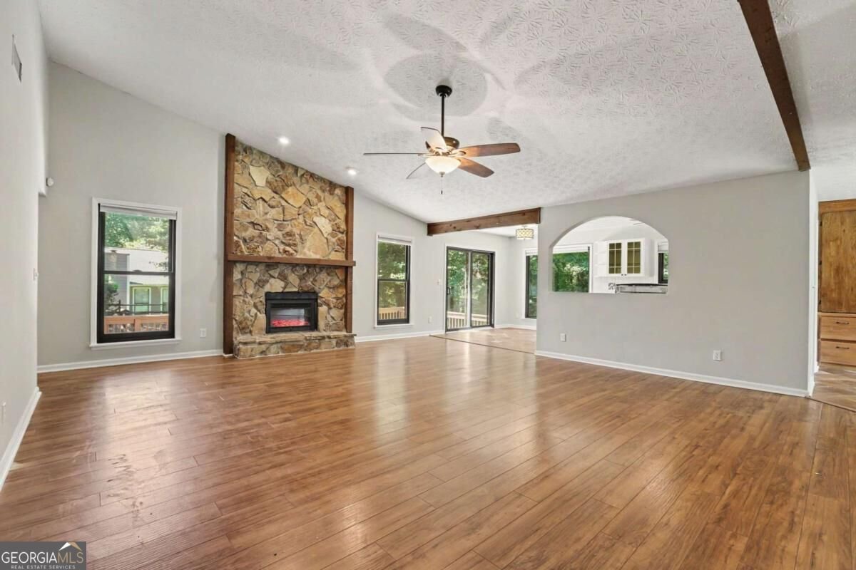 10900 Spotted Pony Trail Johns Creek - Photo 11