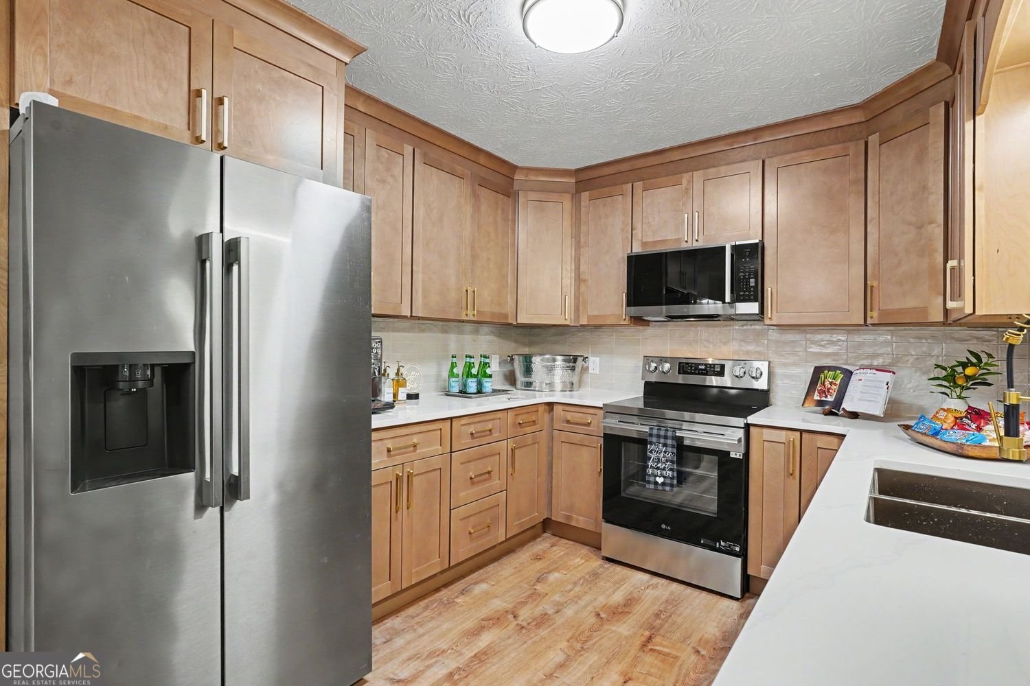 115 Lakeview Drive Stockbridge - Photo 11