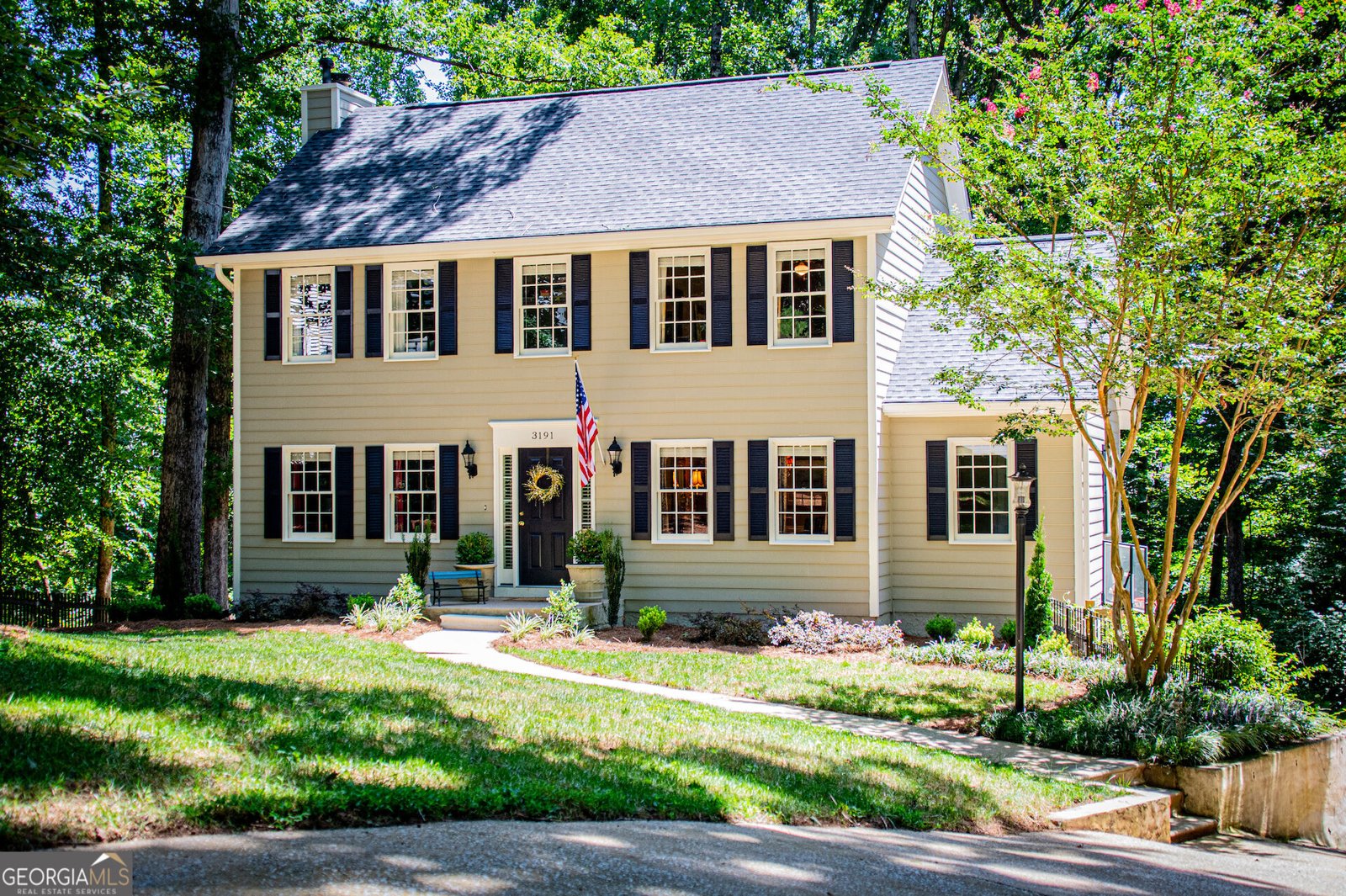 3191 Cedardale Drive Douglasville - main photo
