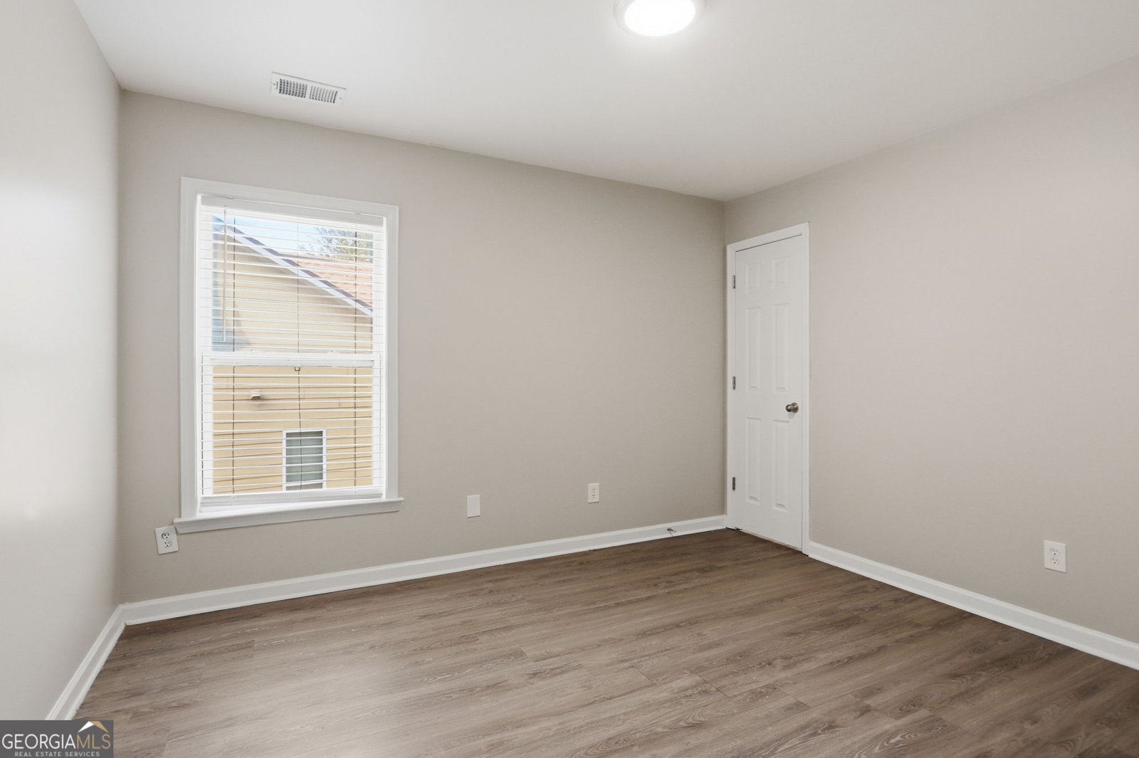 7307 Toccoa Circle Union City - Photo 14