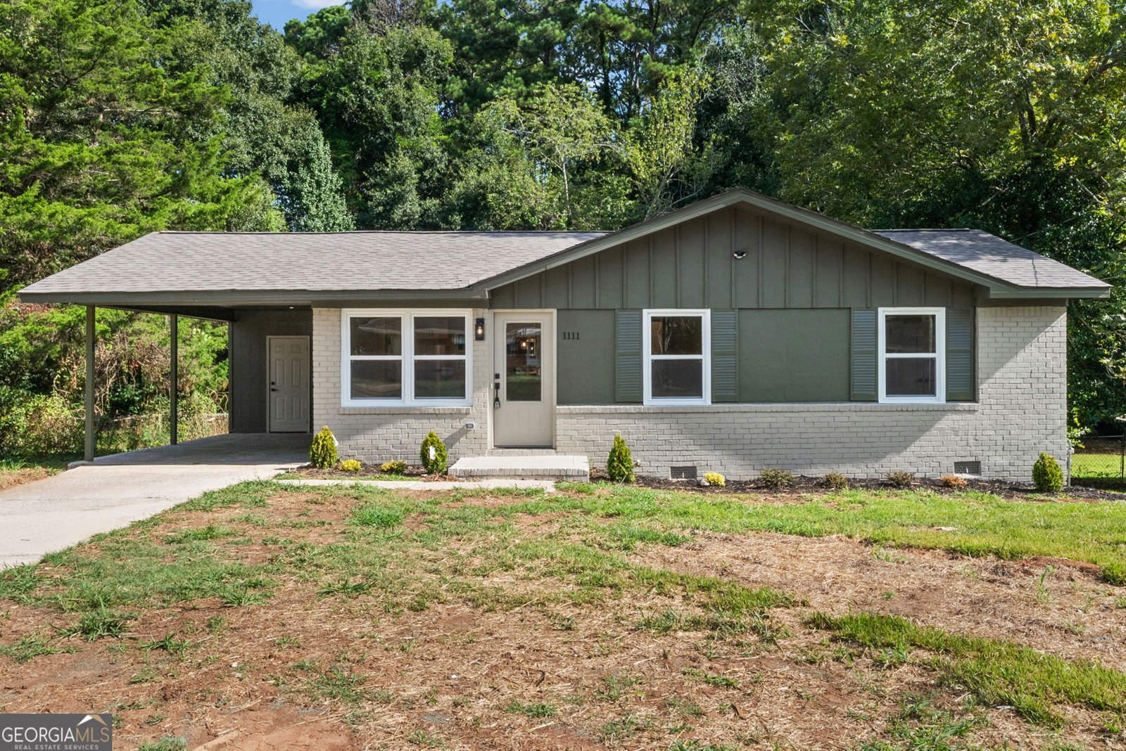 1111 Parkview Drive Griffin - main photo