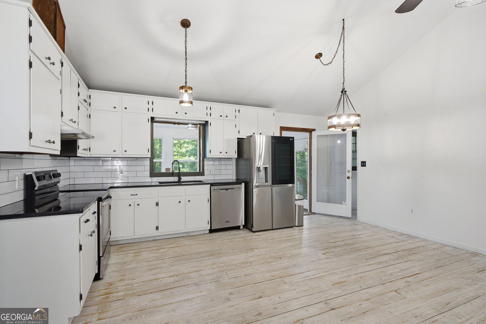10740 Highway 197 Clarkesville - Photo 19