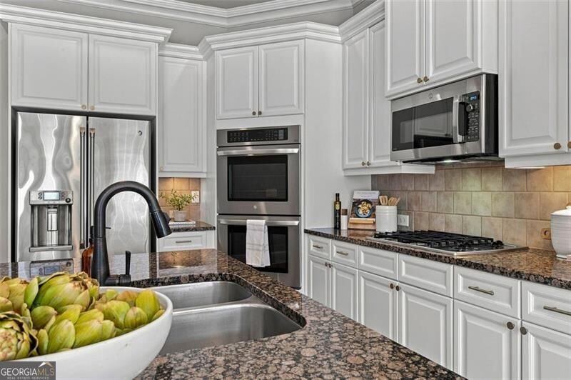 1736 Breyerton Drive Atlanta - Photo 9