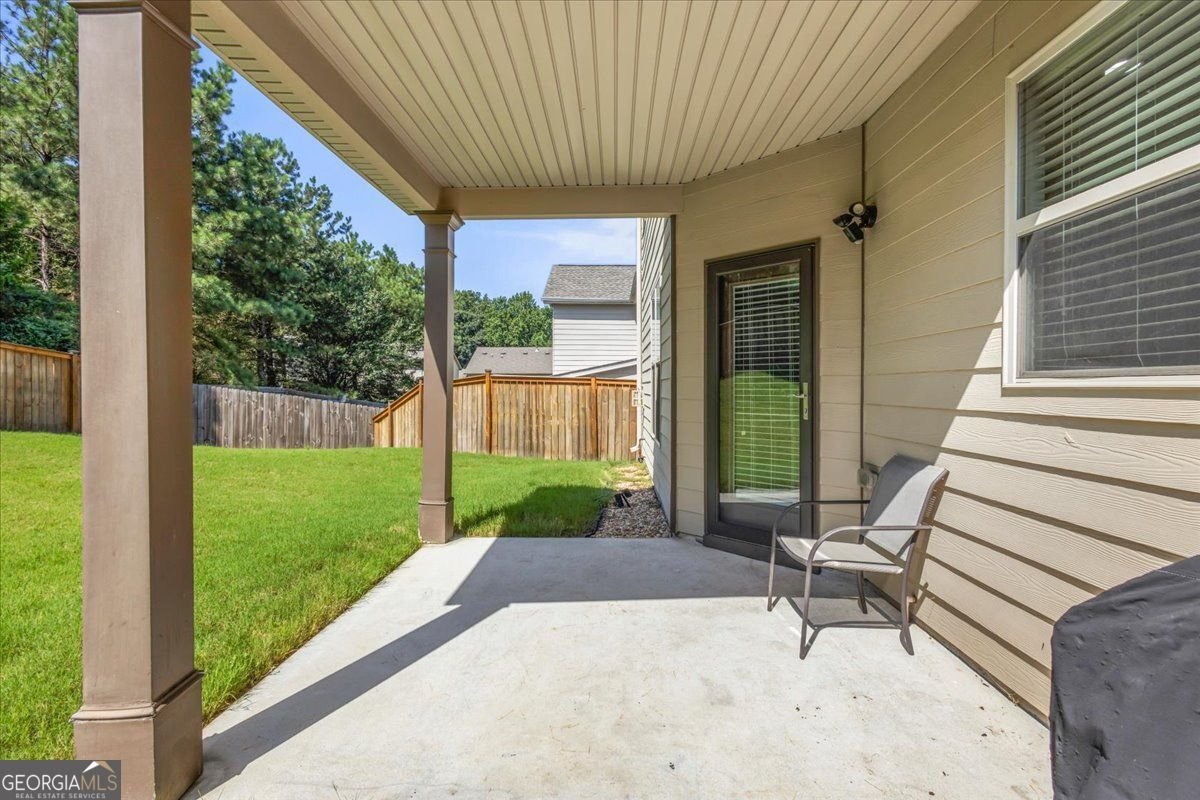 2322 Jessica Lane Fairburn - Photo 12
