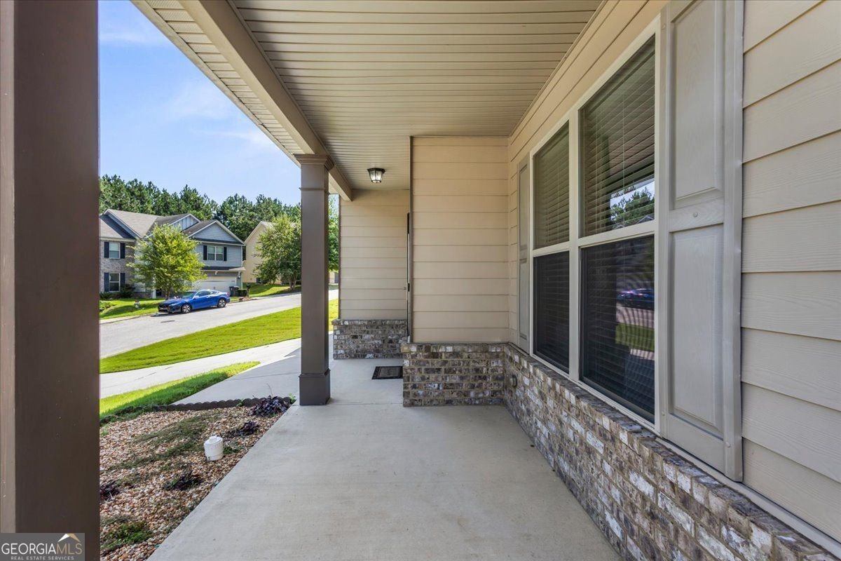 2322 Jessica Lane Fairburn - Photo 7
