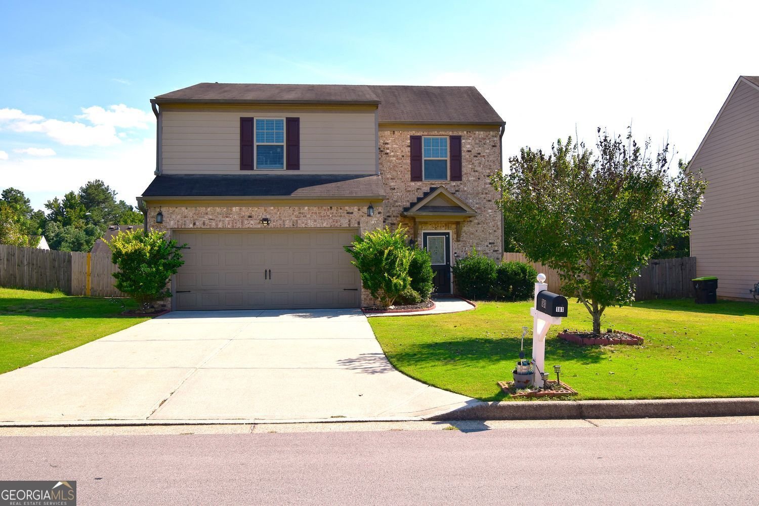 181 Aberdeen Way Dallas - main photo