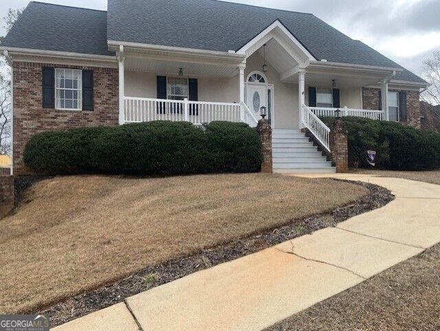 9226 Denmeade Trace Douglasville - main photo