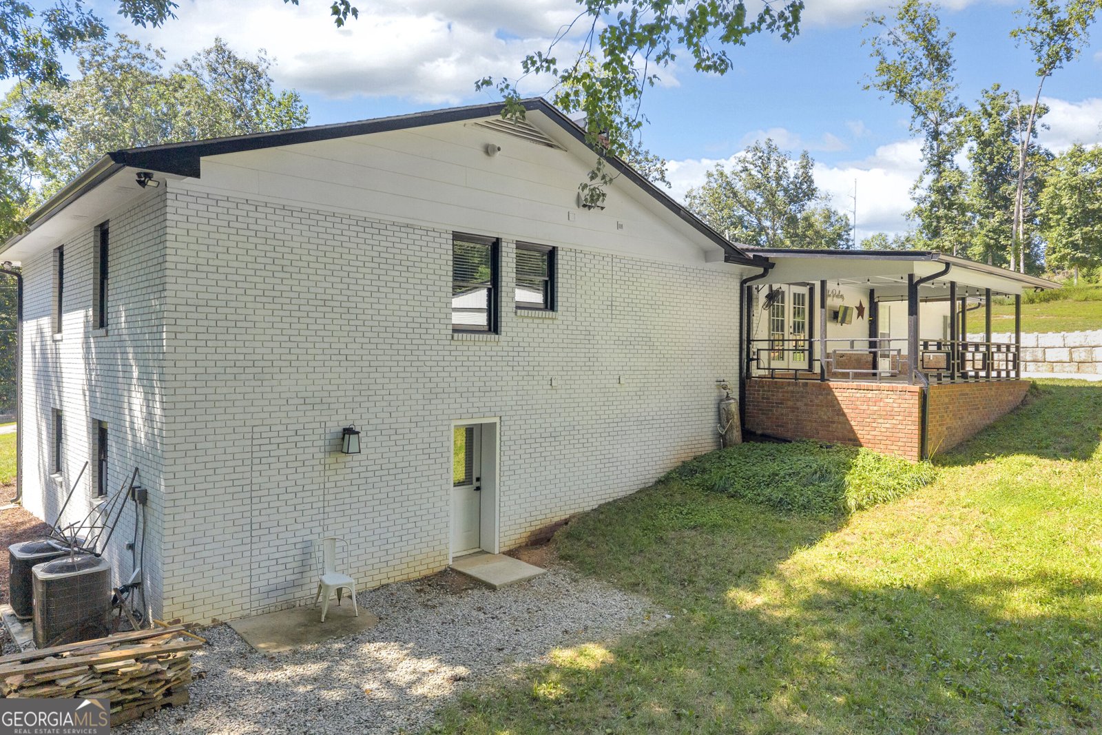 263 Pressley Road Eastanollee - Photo 8