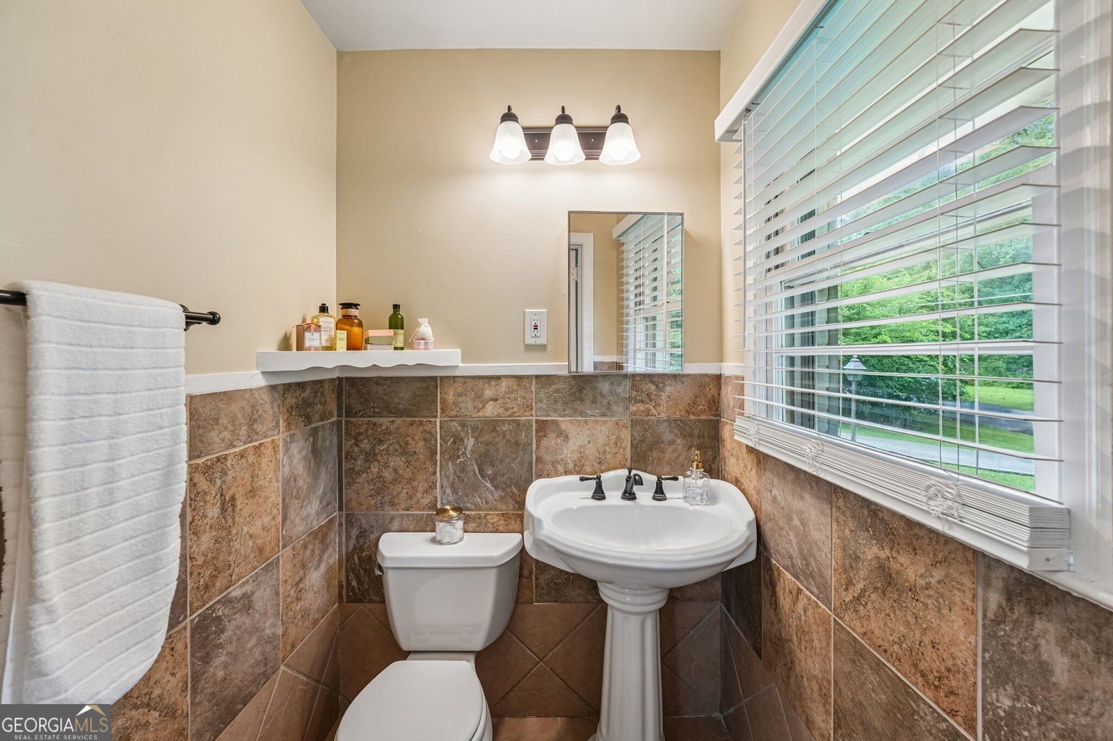 2120 Meadowbrook Lane Marietta - Photo 12
