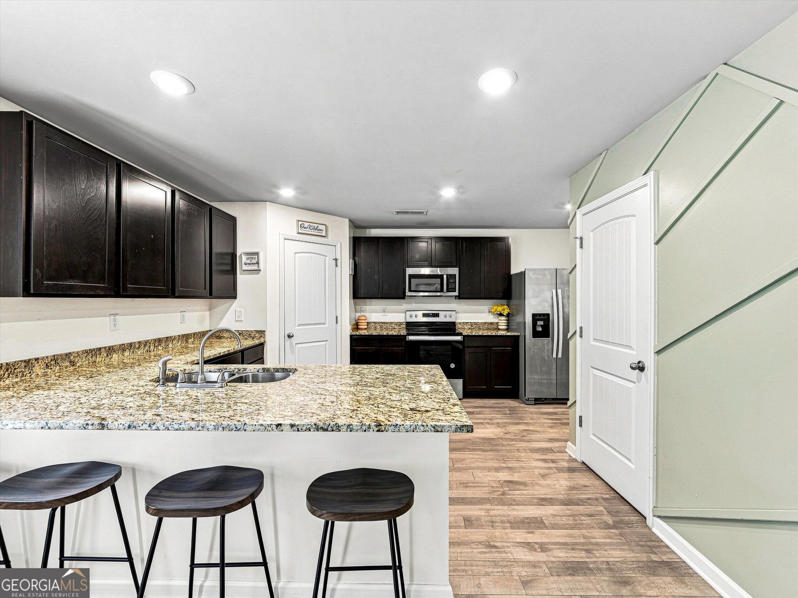 180 Edinburgh Lane Covington - Photo 16
