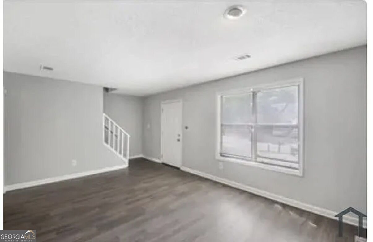 939 Silverwood Drive Atlanta - Photo 6