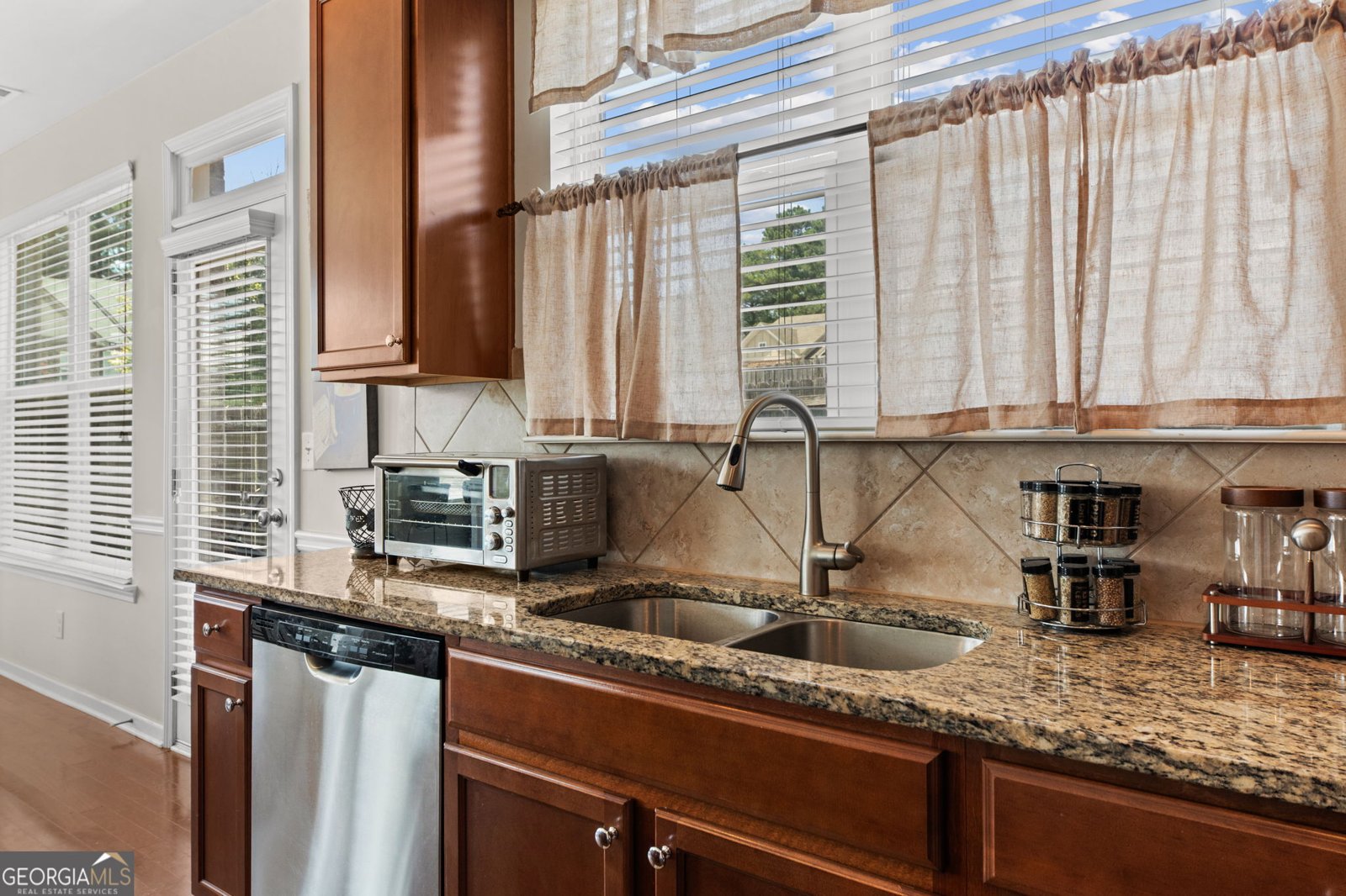 3366 Open Fields Drive Snellville - Photo 11