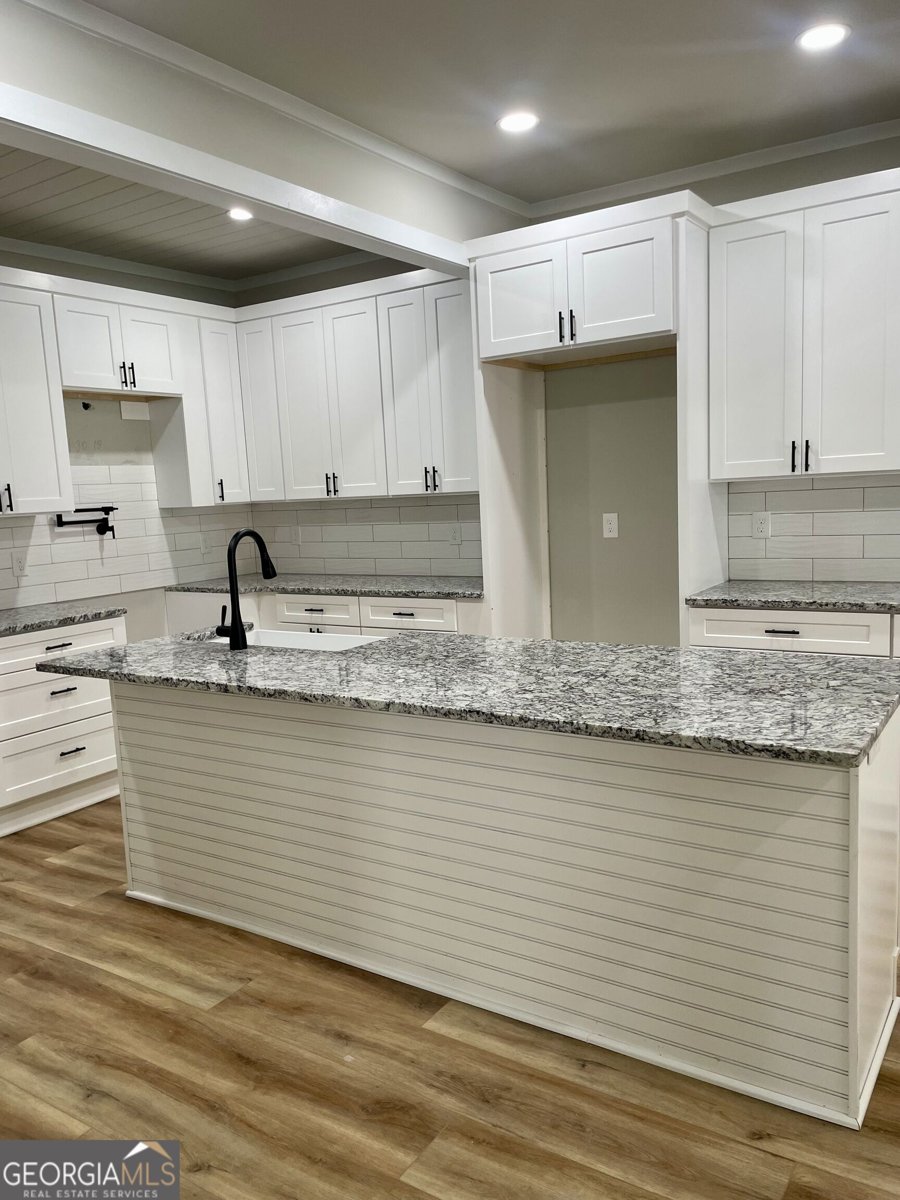 148 Holmes Street Barnesville - Photo 8
