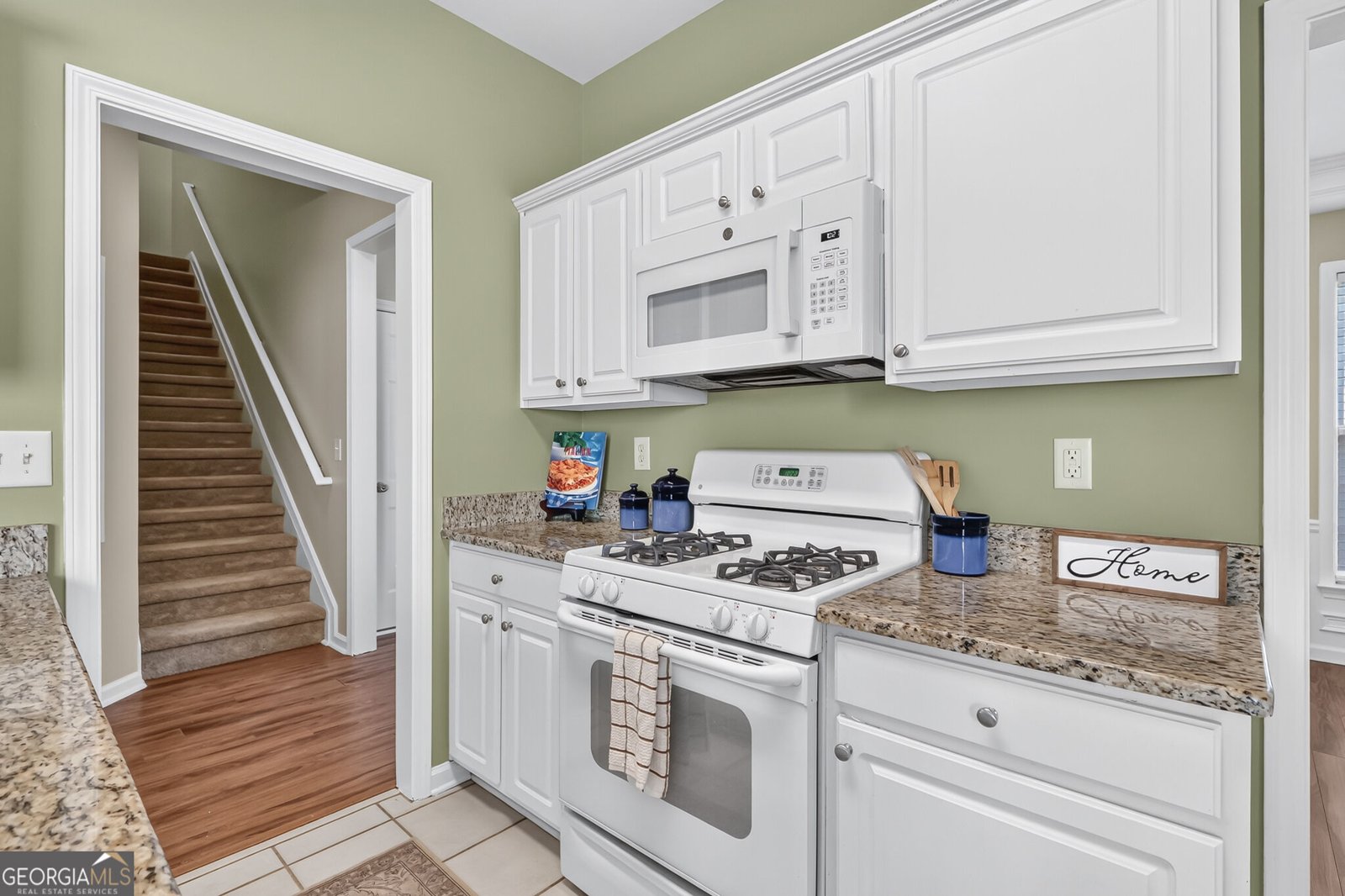 127 Churchcliff Drive Woodstock - Photo 8