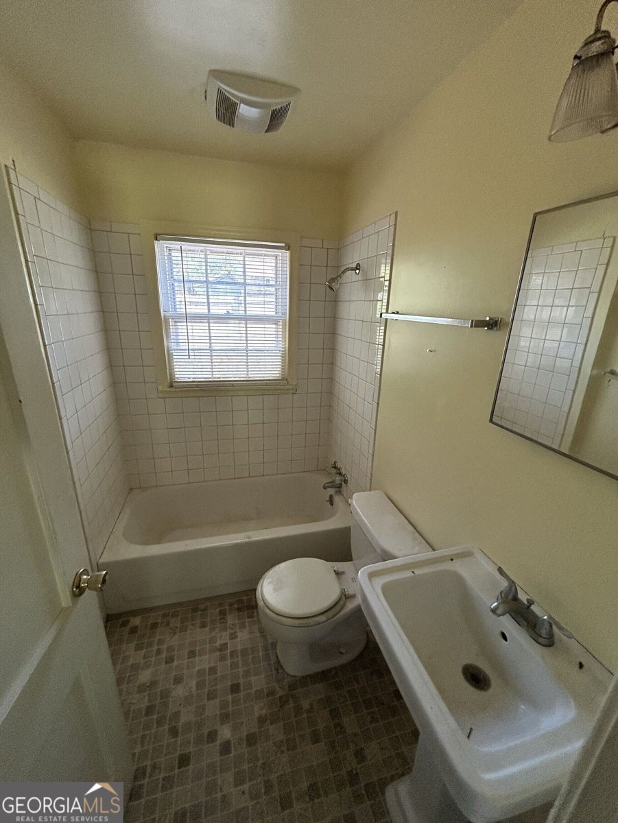 780 North Avenue Forest Park - Photo 12