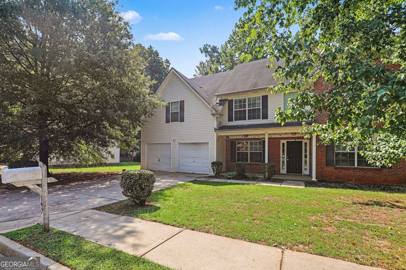 197 Hightower Trail Riverdale - Photo 6
