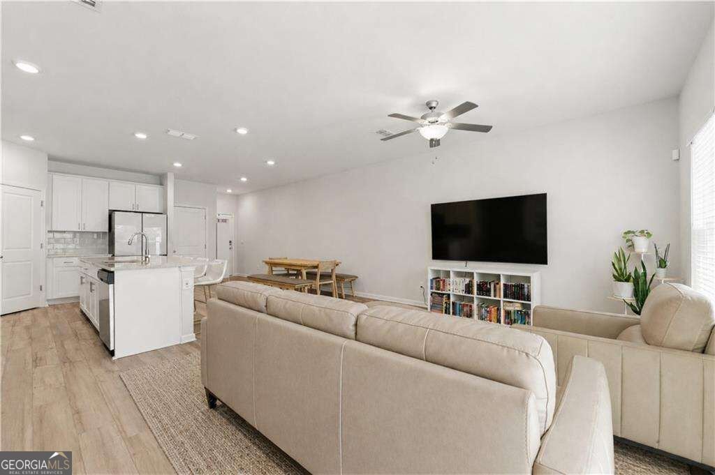 1665 Villageside Court Lawrenceville - Photo 11