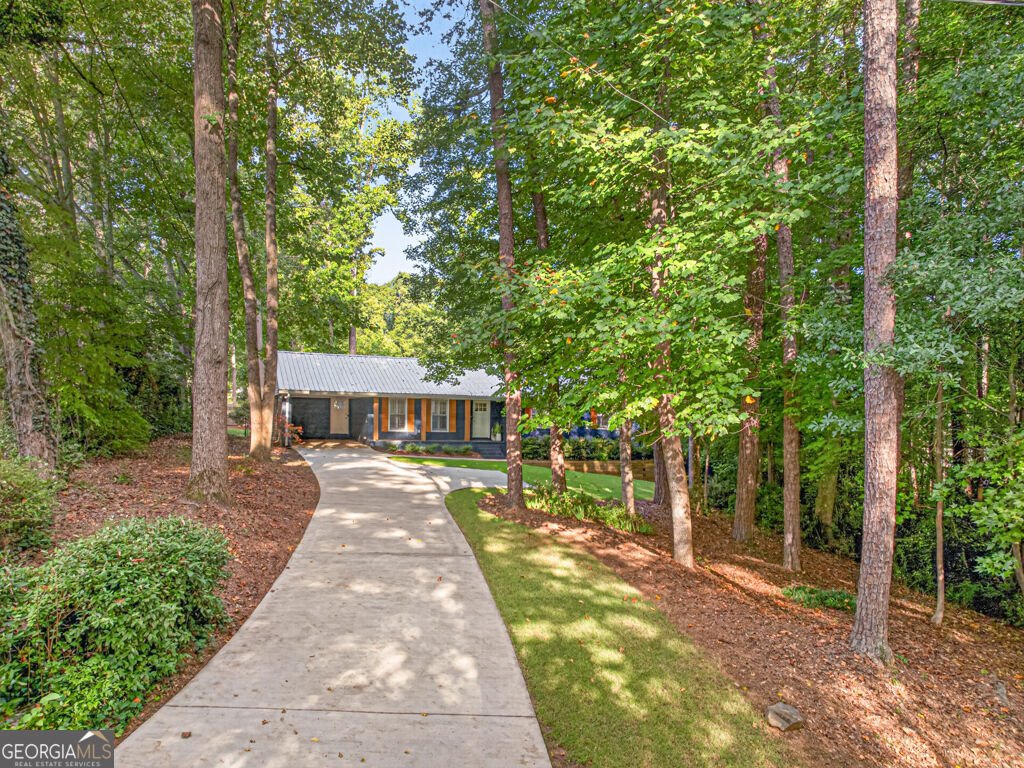 327 Dickson Drive Jefferson - Photo 8