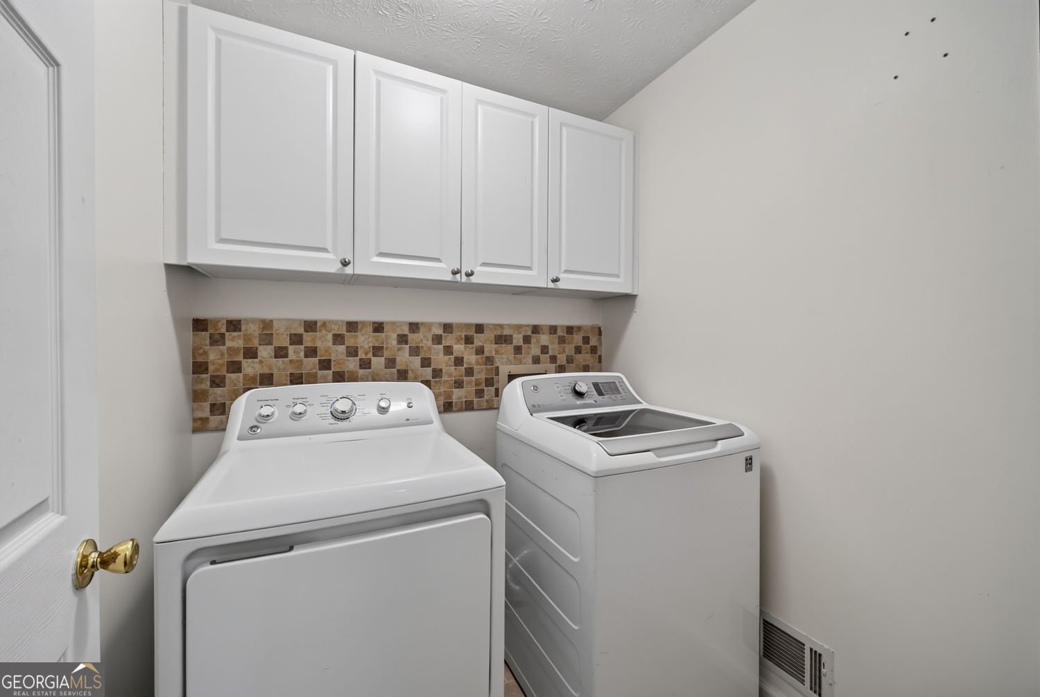 1260 Fountain Cove Lane Lawrenceville - Photo 21