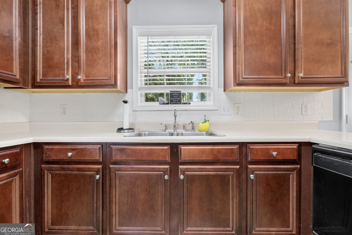35 Amherst Drive Winder - Photo 15