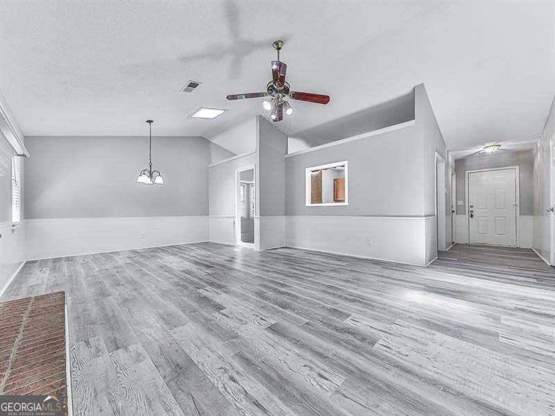 650 Radford Circle Woodstock - Photo 7