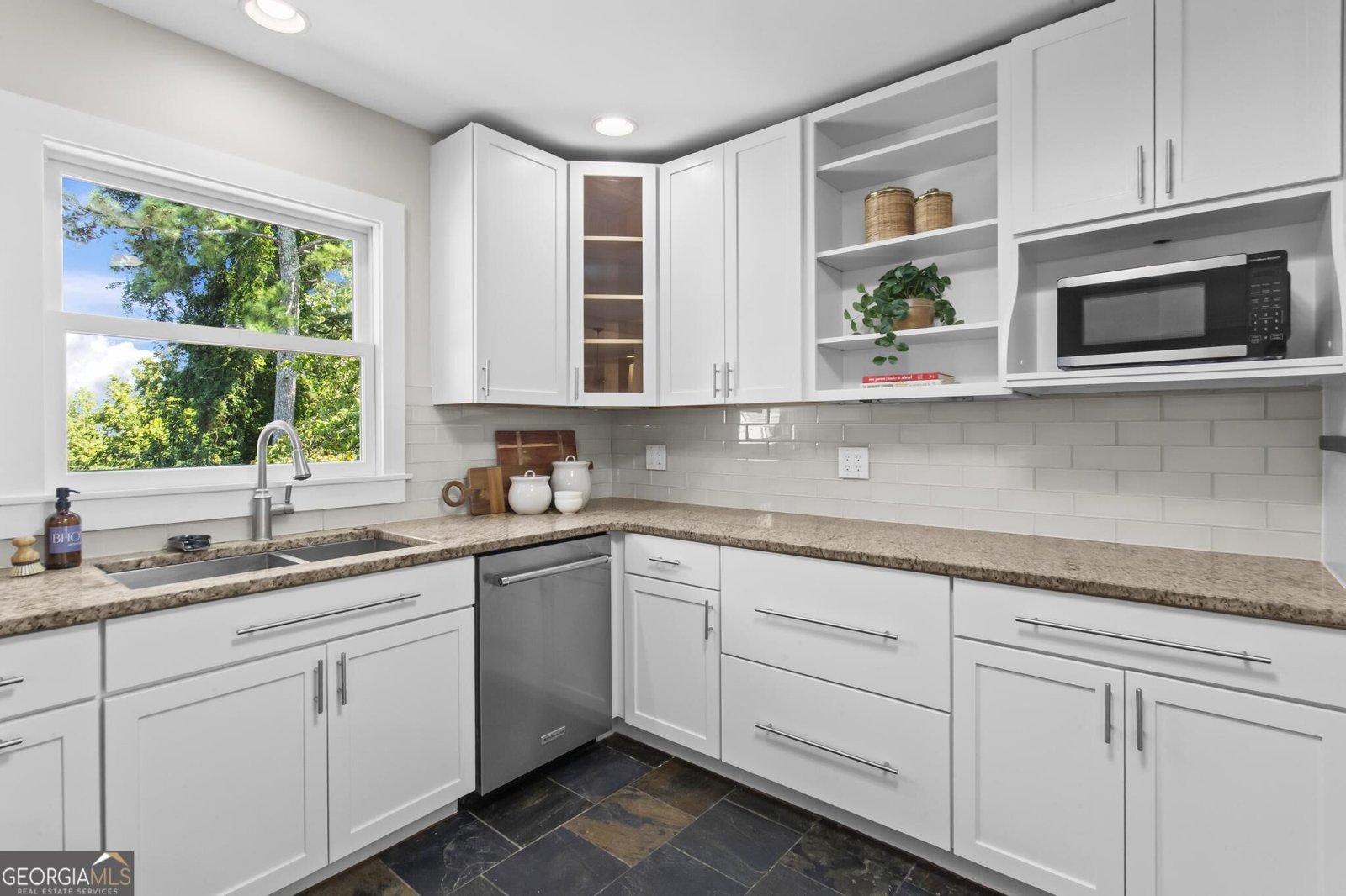 2695 Sharondale Drive Atlanta - Photo 18