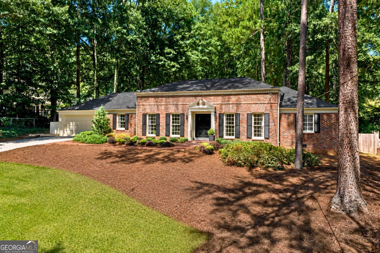 6730 Stone Mill Trail Sandy Springs - main photo