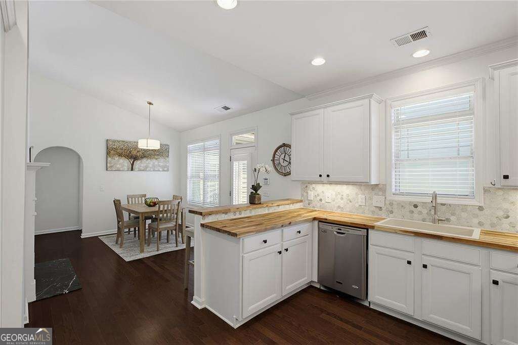 515 Lake Front Drive Canton - Photo 18