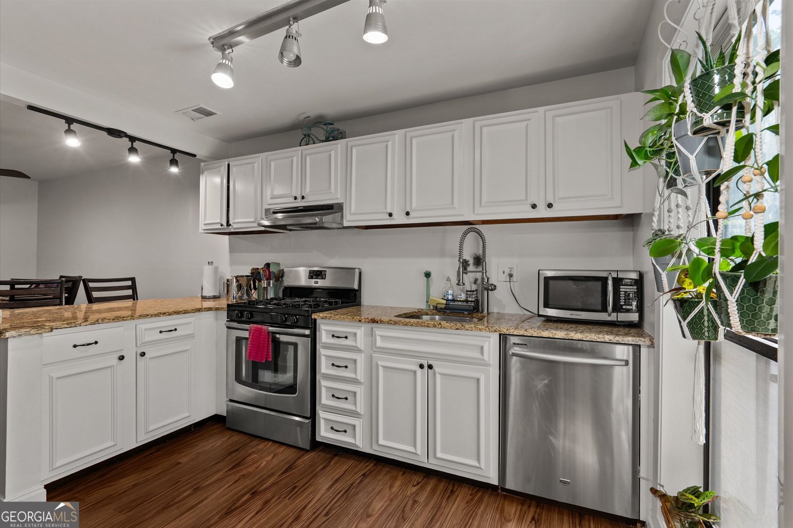 2403 Cumberland Court Smyrna - Photo 10