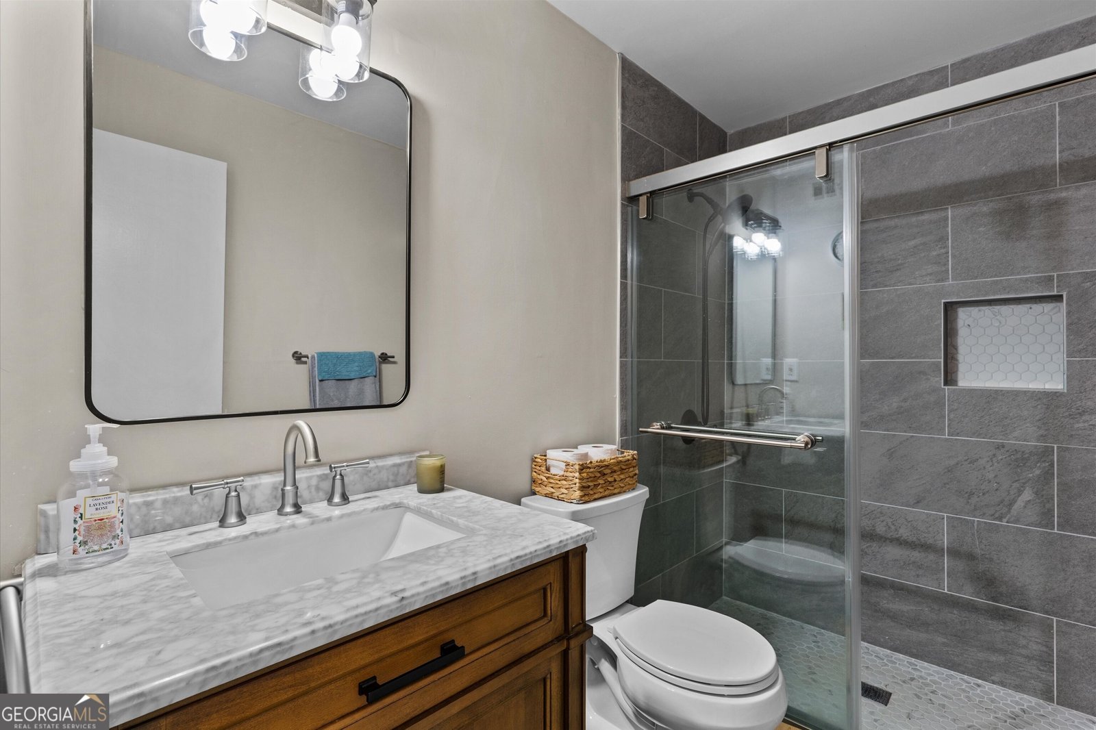2403 Cumberland Court Smyrna - Photo 19