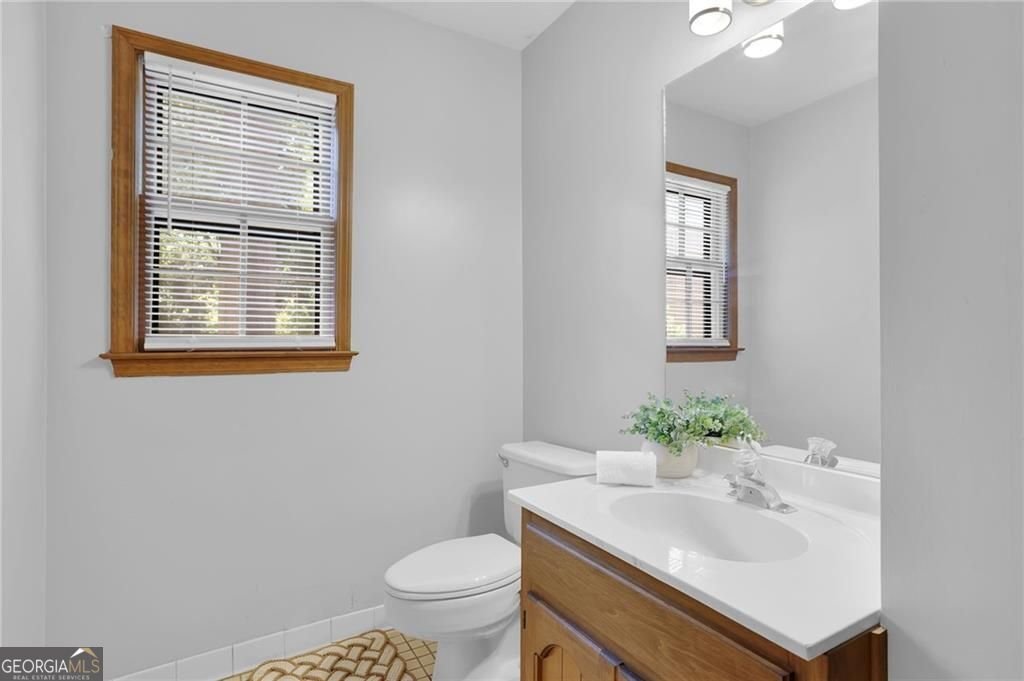 3856 Cynthia Way Lilburn - Photo 10