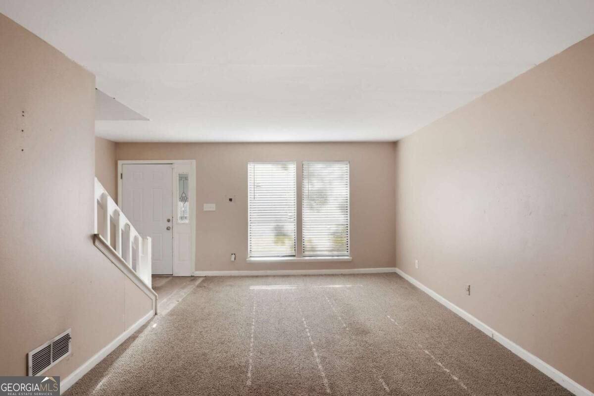 1001 Chapman Lane Stone Mountain - Photo 8