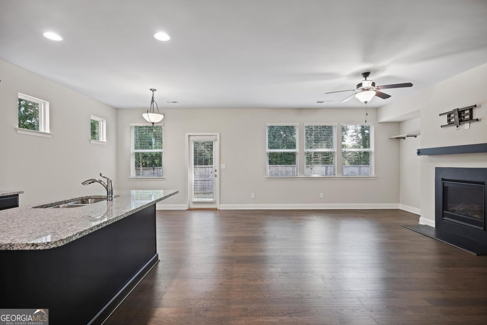 4114 Elsdon Drive Austell - Photo 7