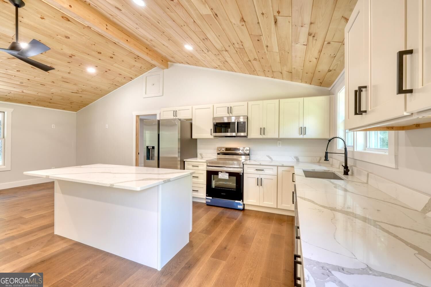 6564 Crooked Creek Road Young Harris - Photo 15