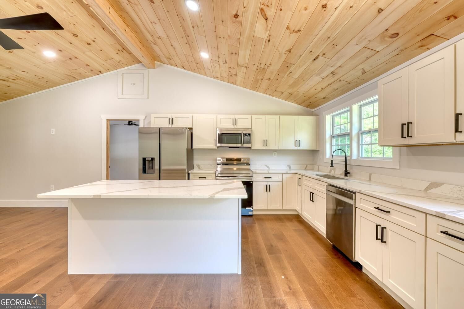 6564 Crooked Creek Road Young Harris - Photo 16