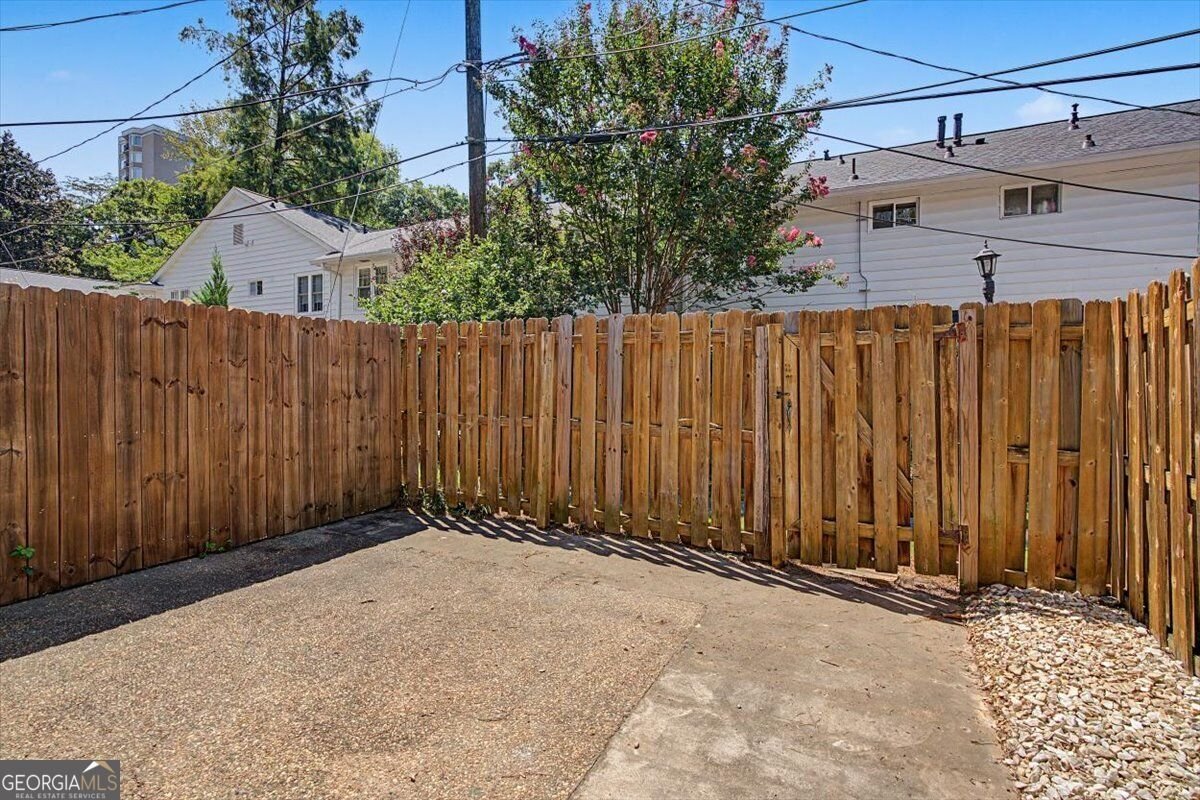 136 Peachtree Memorial Drive Atlanta - Photo 17