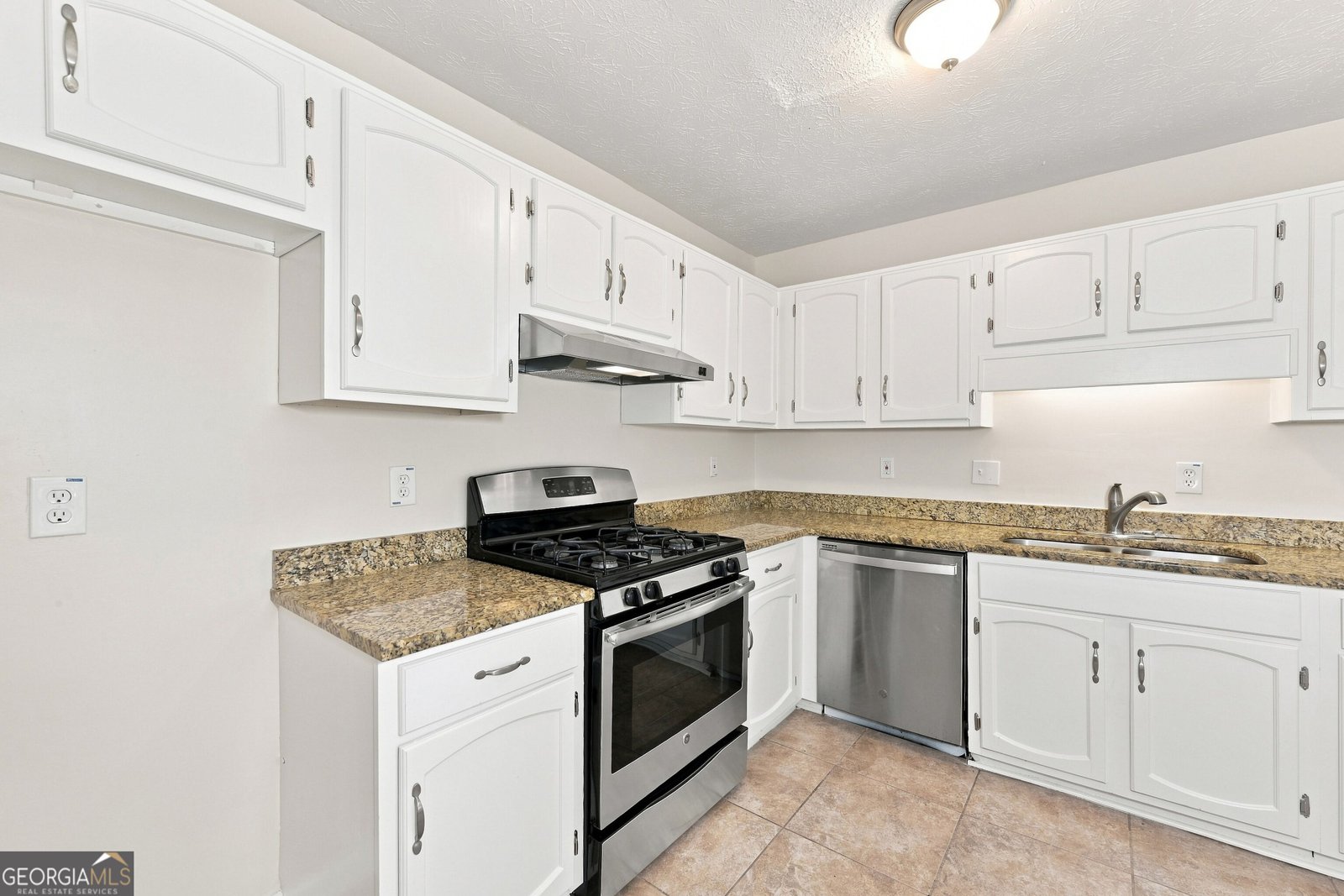 3246 Fescue Circle Lawrenceville - Photo 6