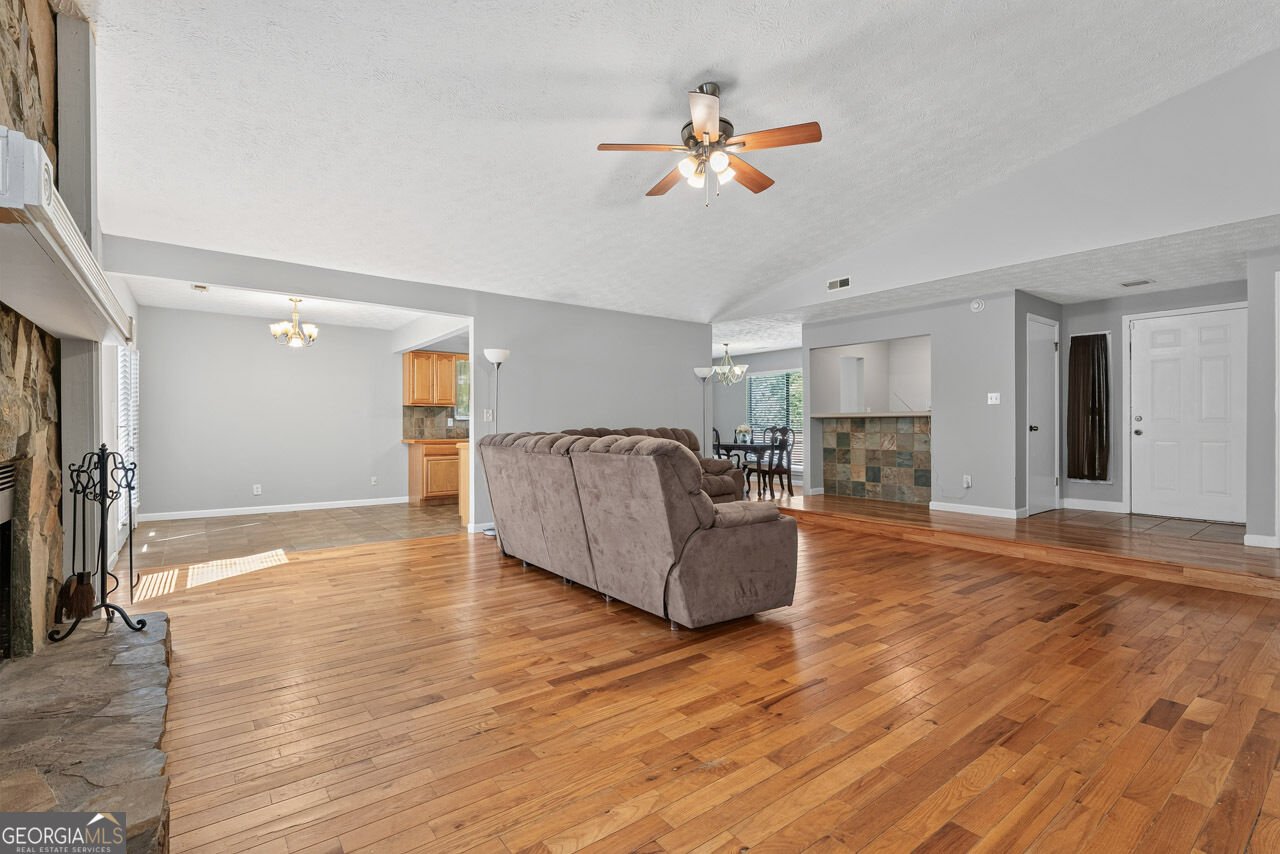 8340 Beechwood Trace Riverdale - Photo 10