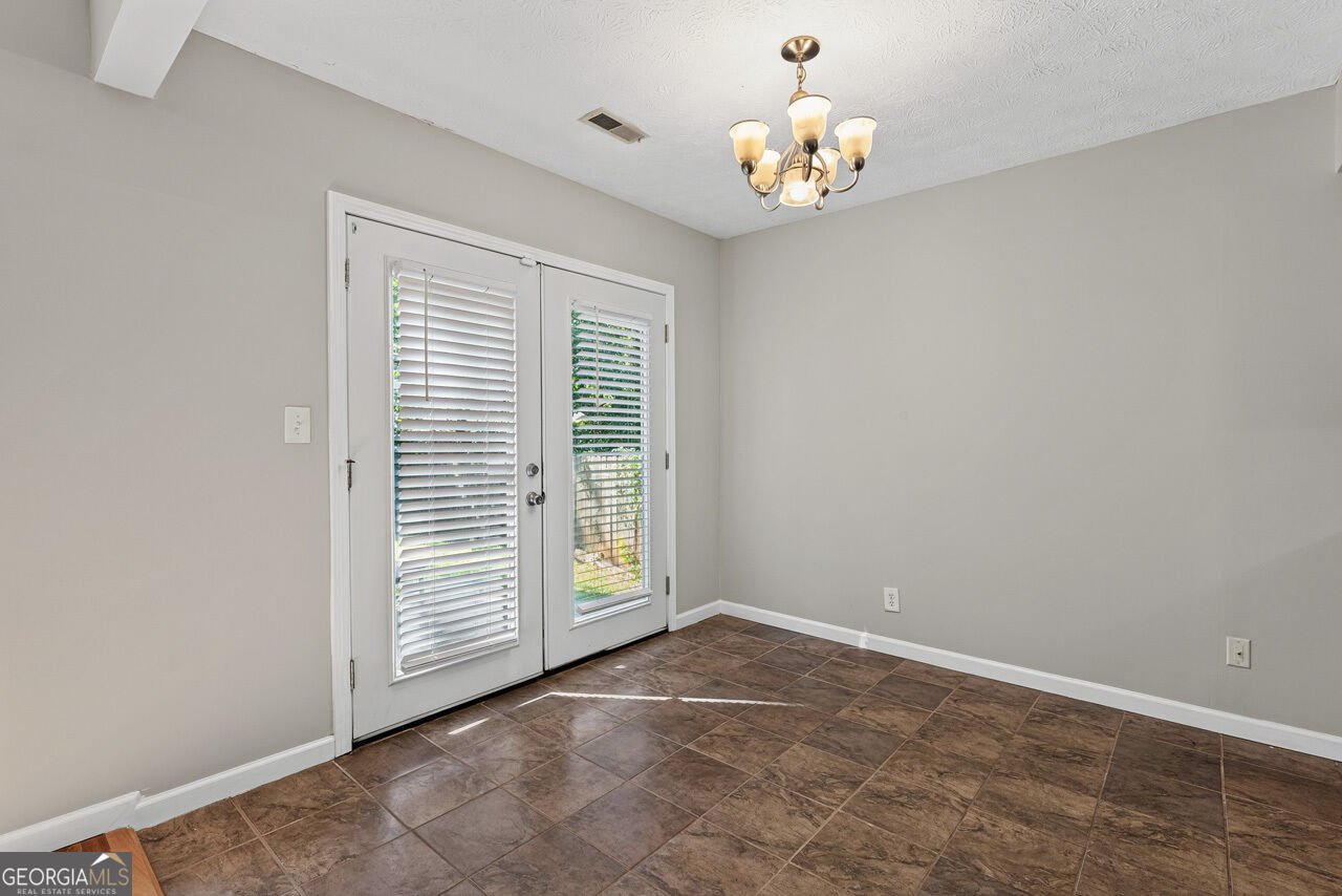 8340 Beechwood Trace Riverdale - Photo 18