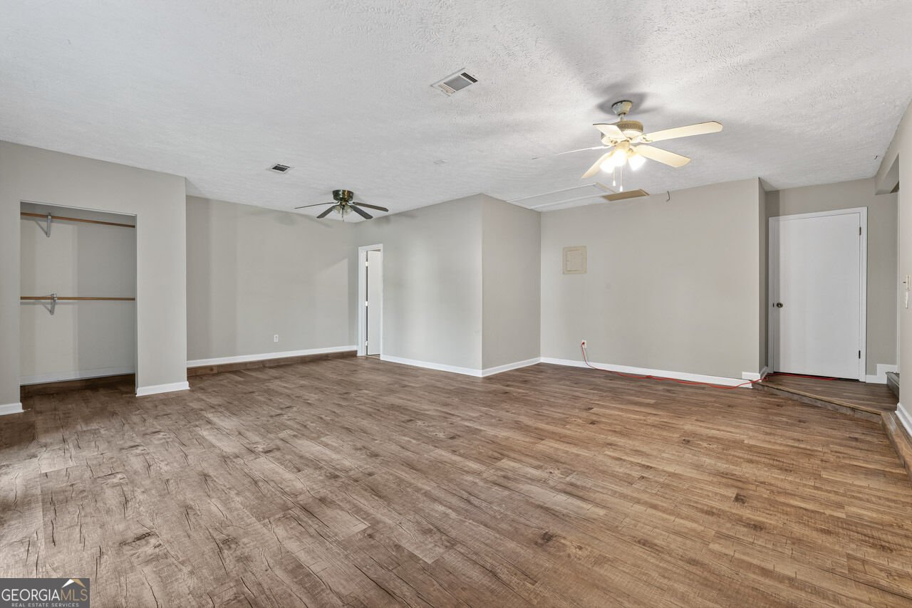 8340 Beechwood Trace Riverdale - Photo 6