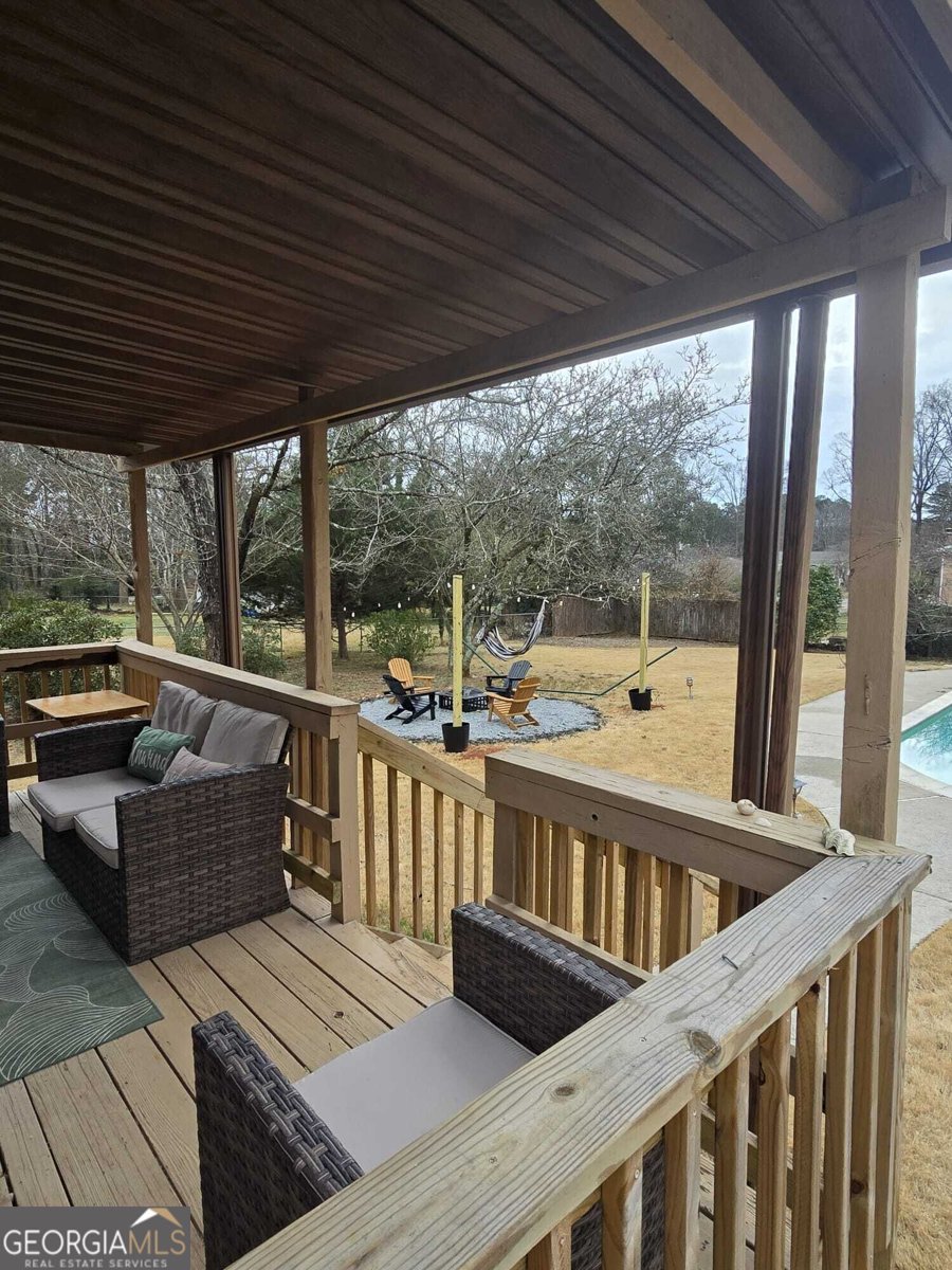 457 Castleaire Drive Stone Mountain - Photo 28