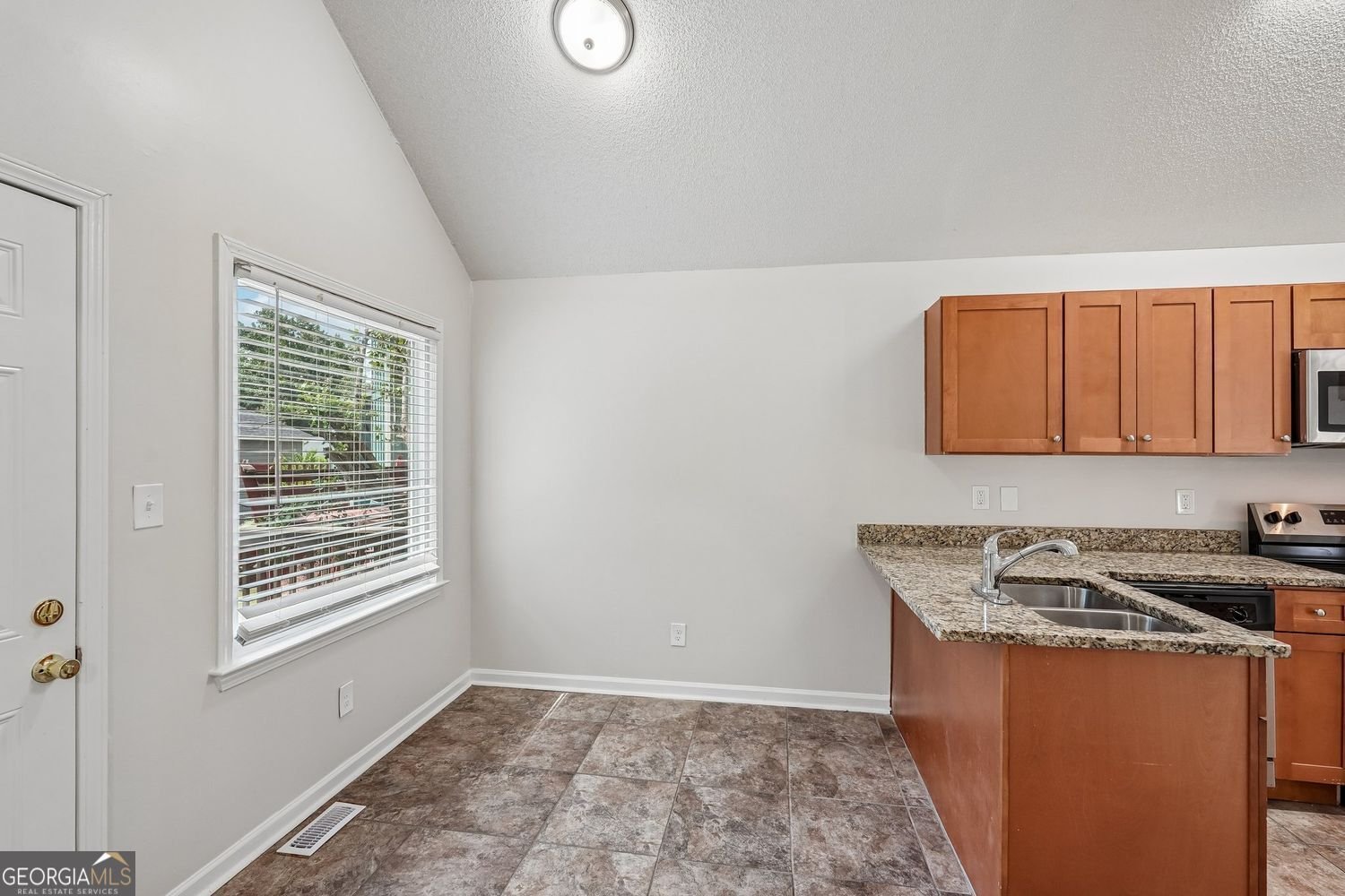 3833 Deercreek Drive Powder Springs - Photo 13