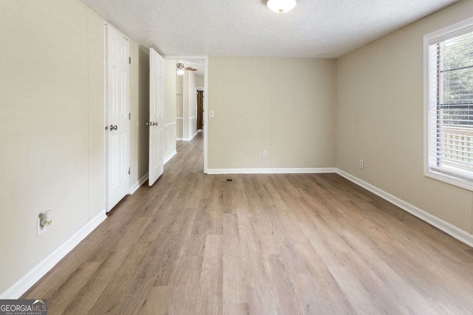 165 Giles Circle Byron - Photo 13