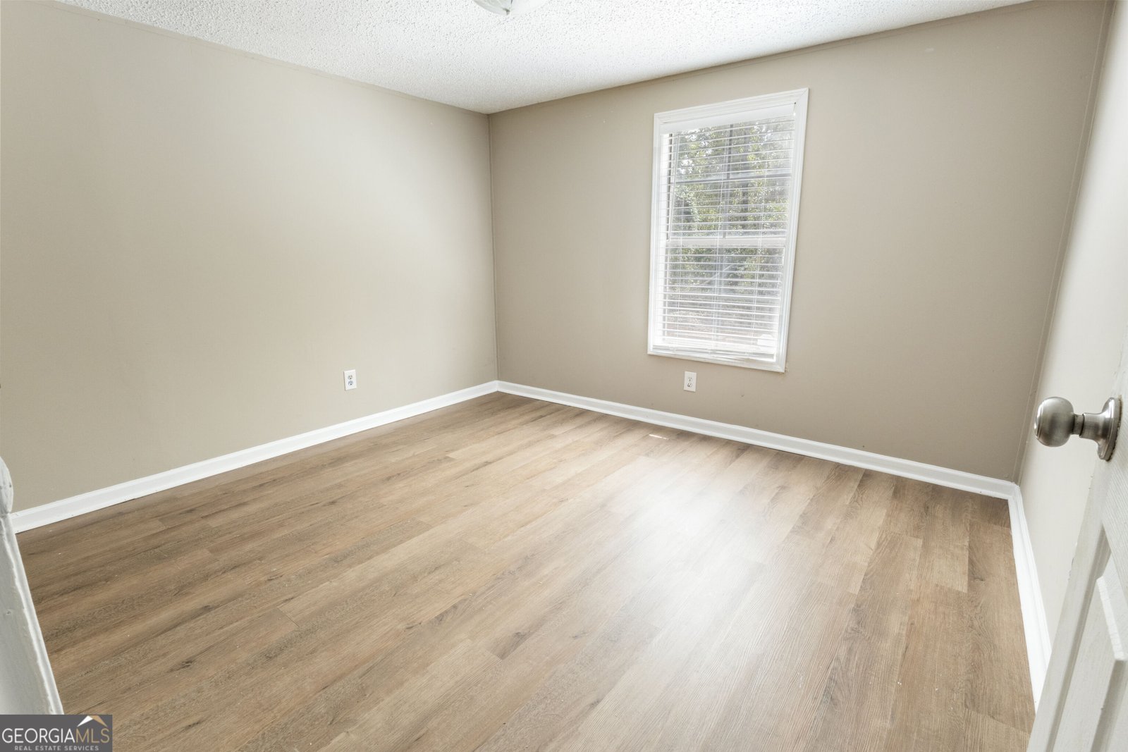165 Giles Circle Byron - Photo 17