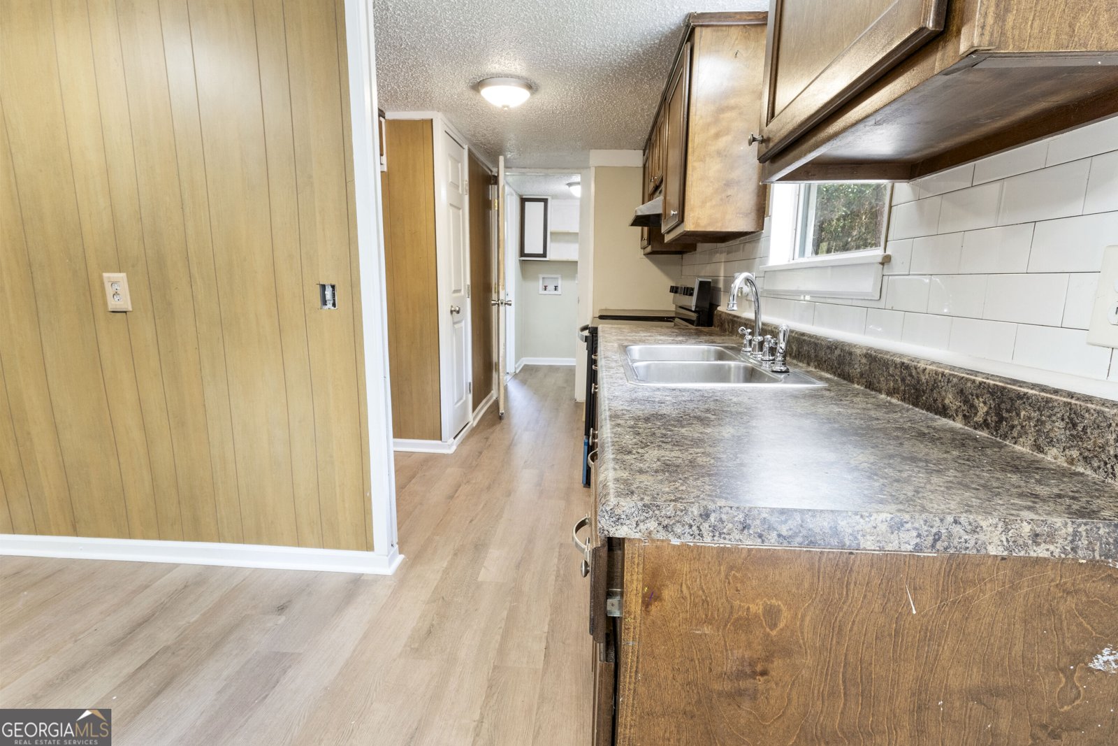 165 Giles Circle Byron - Photo 9