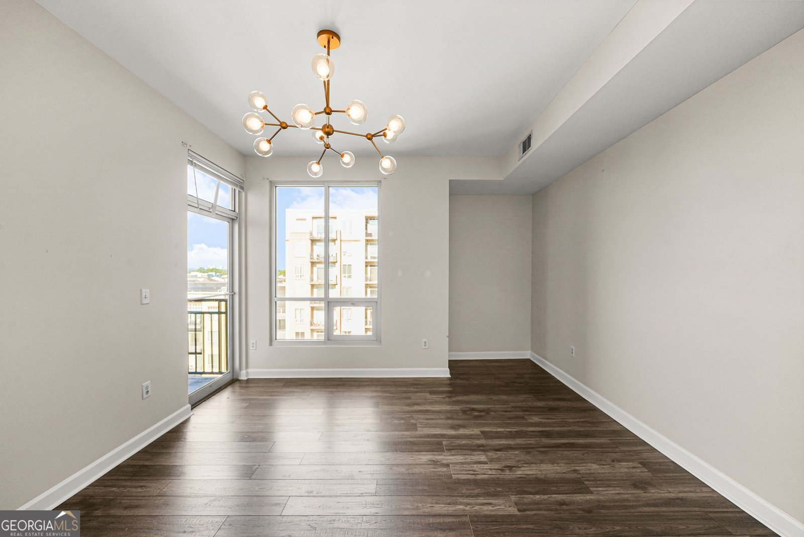 711 Cosmopolitan Drive Atlanta - Photo 10